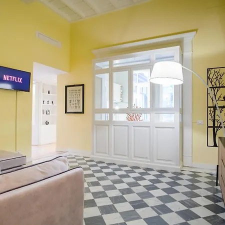 Daire Elegantis Monti Royal With Private Terrace *