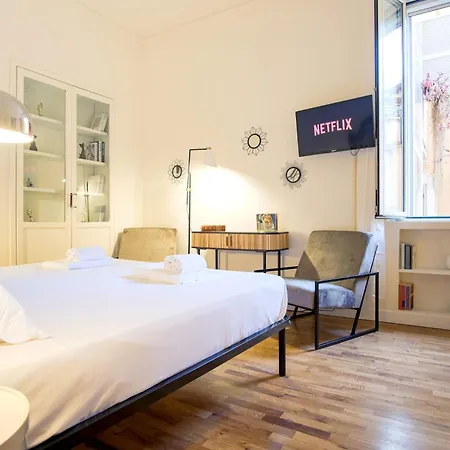 Daire Elegantis Monti Royal With Private Terrace Roma