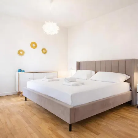 Elegantis Monti Royal With Private Terrace