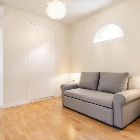 Elegantis Monti Royal With Private Terrace Apartament Rzym