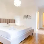 Elegantis Monti Royal With Private Terrace *