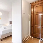 Daire Elegantis Monti Royal With Private Terrace Roma