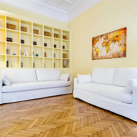 Elegantis Monti Royal With Private Terrace * Rome