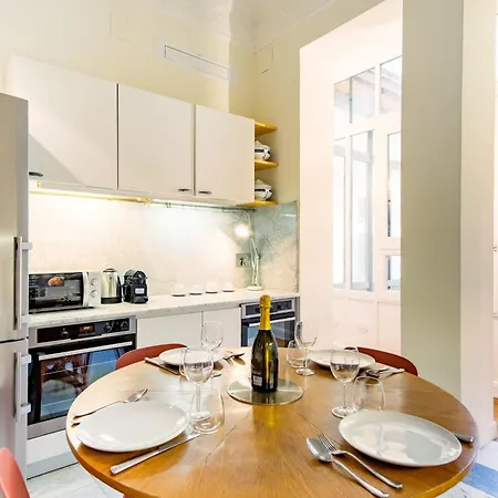 Apartment Elegantis Monti Royal With Private Terrace Rome