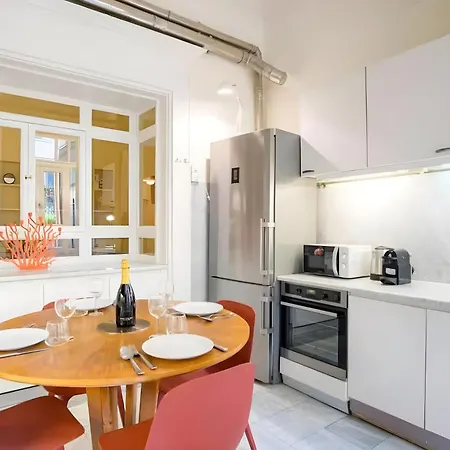 Elegantis Monti Royal With Private Terrace Daire *